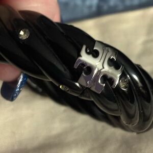 Tori burch never worn black twisted acrylic magnet bracelet all stones in tact!